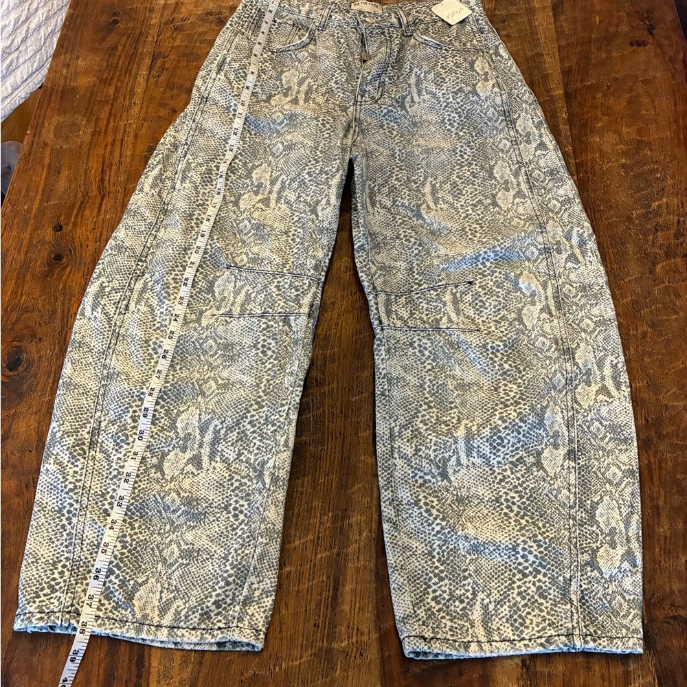 NWT Free People We The Free in good luck printed Barrel Jean in Snack Combo - Picture 9 of 14